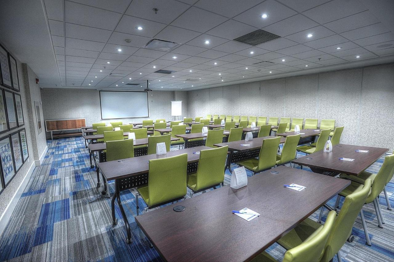 Holiday Inn Express & Suites Toronto Airport West By Ihg Mississauga Exteriér fotografie