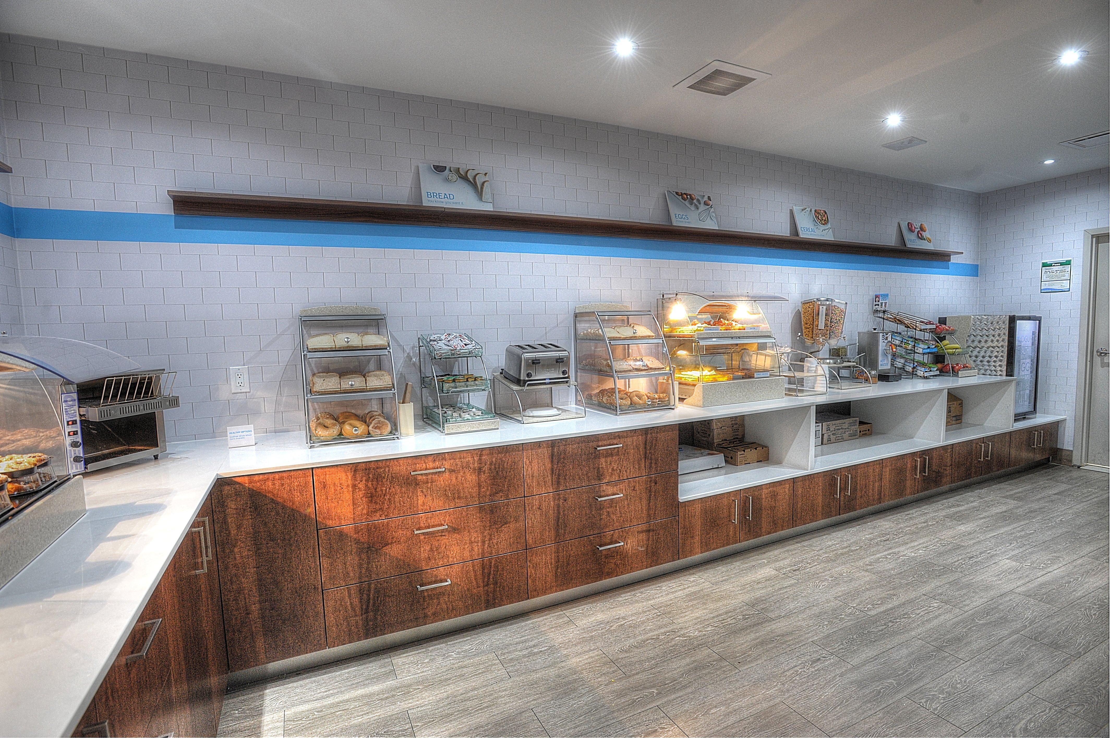 Holiday Inn Express & Suites Toronto Airport West By Ihg Mississauga Exteriér fotografie