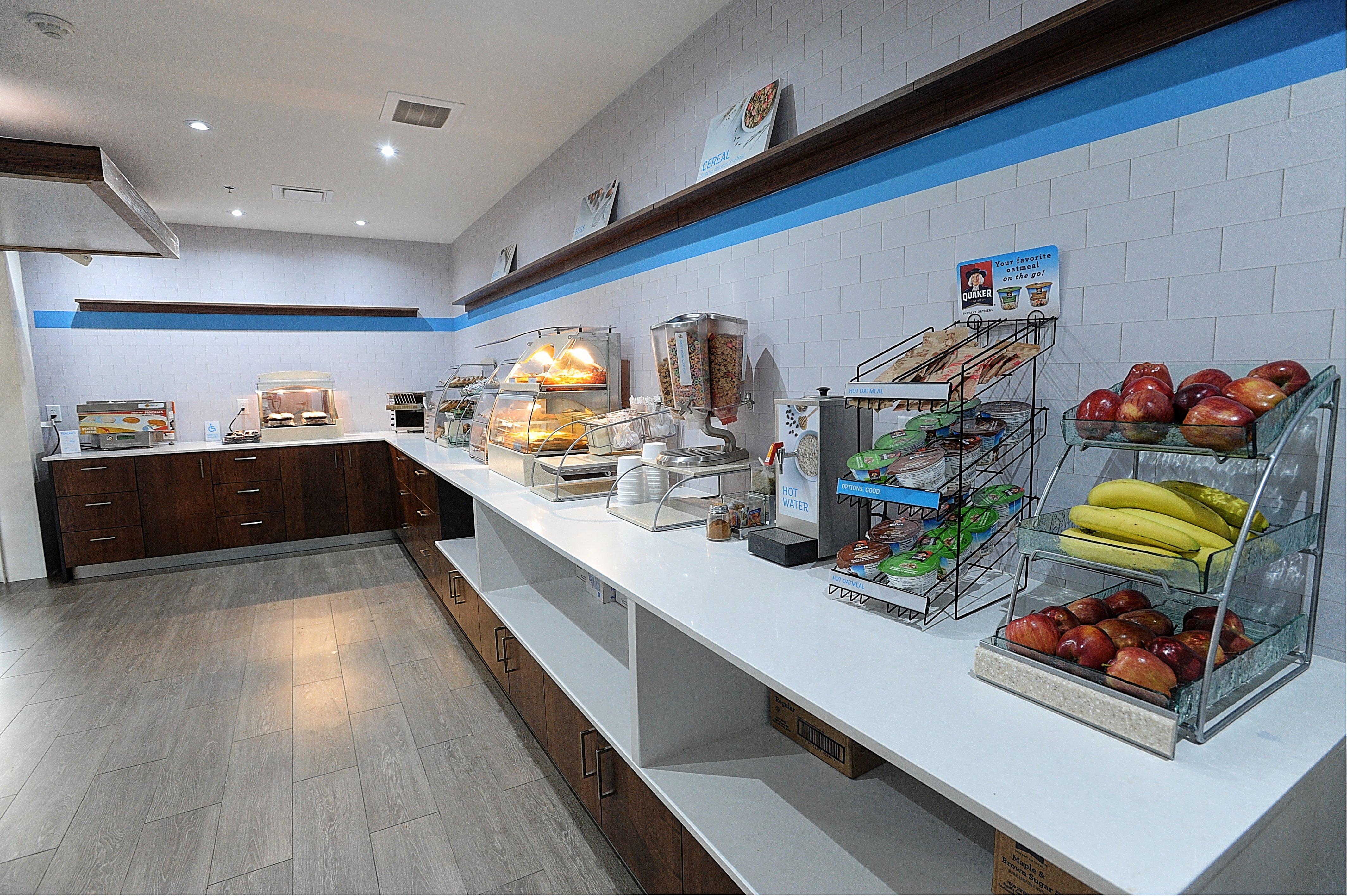 Holiday Inn Express & Suites Toronto Airport West By Ihg Mississauga Exteriér fotografie