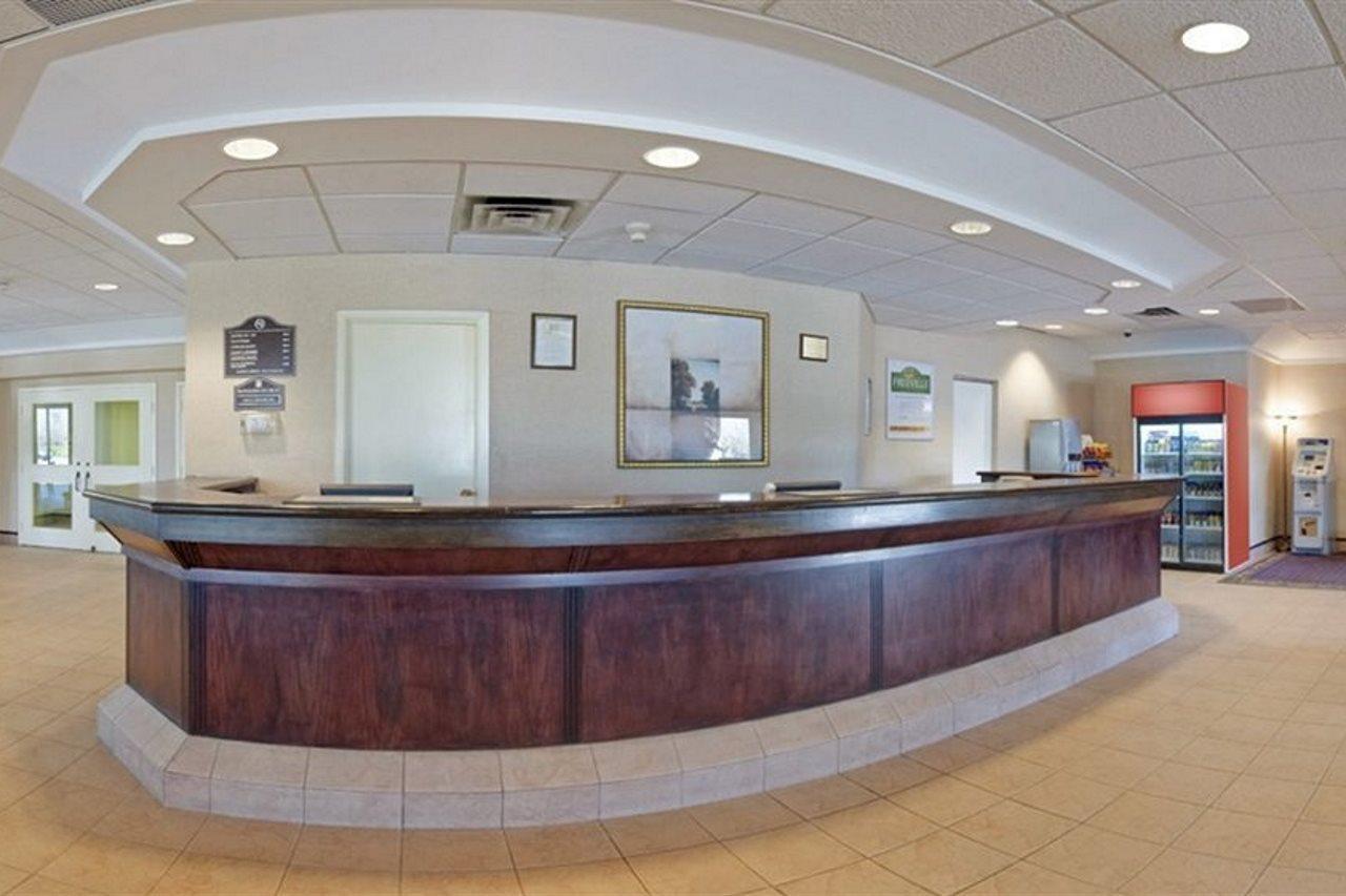 Holiday Inn Express & Suites Toronto Airport West By Ihg Mississauga Exteriér fotografie