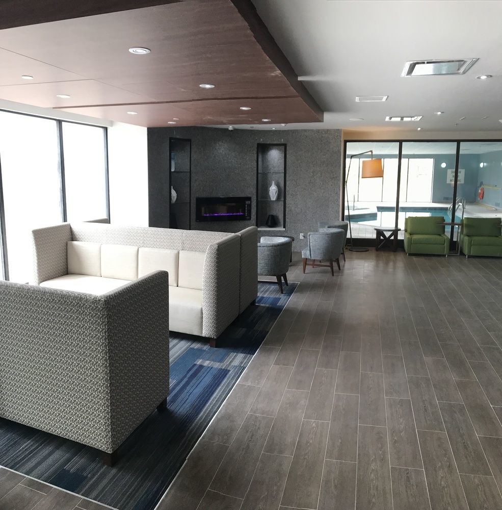 Holiday Inn Express & Suites Toronto Airport West By Ihg Mississauga Exteriér fotografie